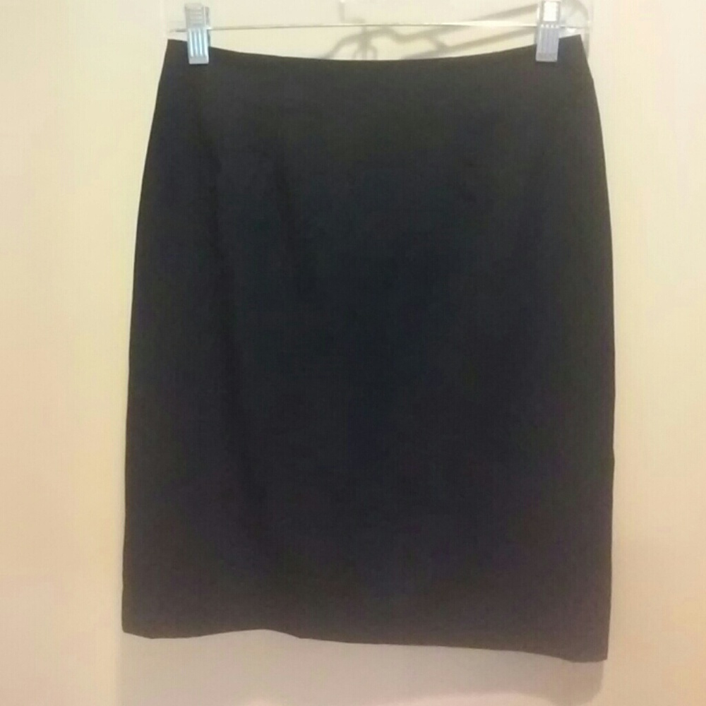 22 inch business skirt
